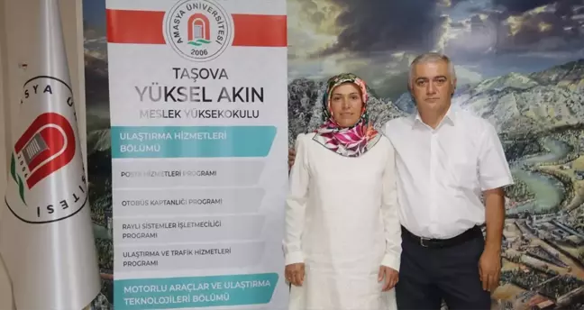 Amasya'da 28 Yıllık Evli Çift Aynı Üniversitede Okuyacak