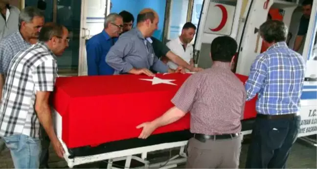 Hakkari'deki Terör Saldırısı - Tır Şoförü Hüseyin Kartal Son Yolculuğuna Uğurlandı