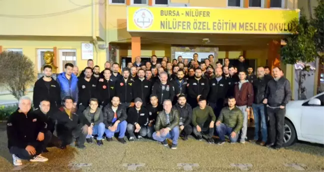 Otomobil gruplarından down sendromlu çocukların çalıştığı kafeye destek