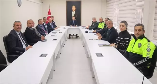 Merzifon'da Kış Mevsimi Trafik Tedbirleri Toplantısı Yapıldı