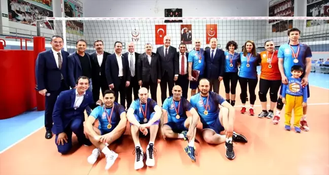 Ankara'da Öğretmenler Arası Voleybol Turnuvası