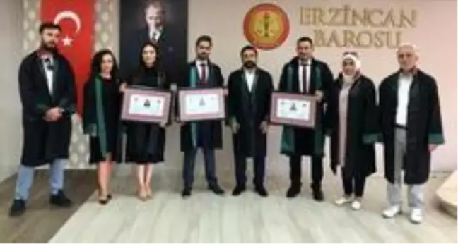 Stajyer avukatlar ruhsatnamelerini aldılar