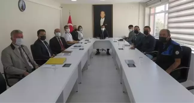 Merzifon'da metruk binalar ile ilgili alınacak tedbirler görüşüldü