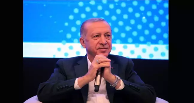 Cumhurbaşkanı Erdoğan, Çanakkale'de gençlerle bir araya geldi