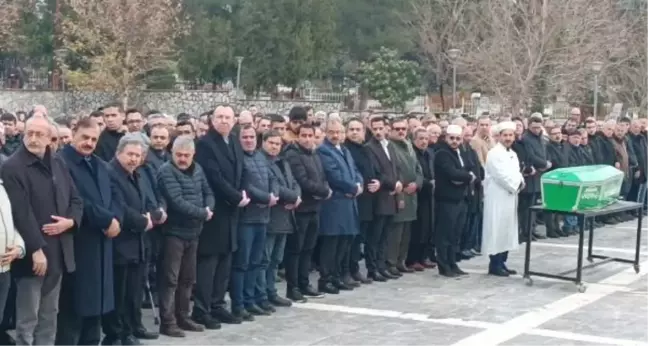 İş Bankası Yönetim Kurulu Başkanı Adnan Bali'nin Babası Aziz Bali Toprağa Verildi
