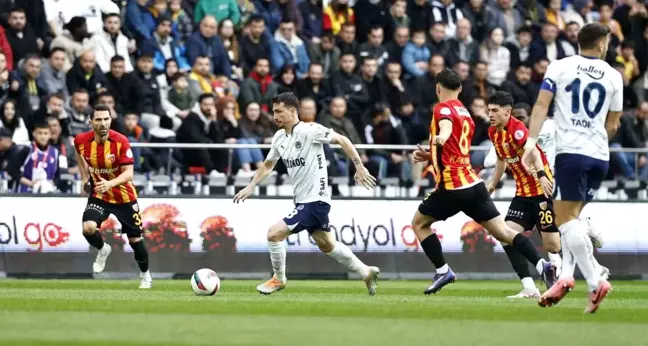 Kayserispor-Fenerbahçe Maçında 16 Bin 71 Seyirci