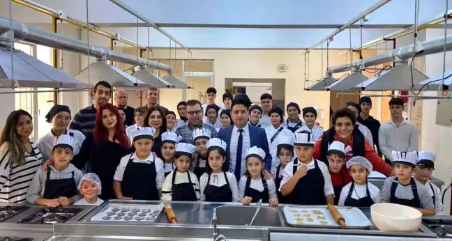 Cumayanı İlkokulu'ndan Pasta ve Börek Yapma Etkinliği