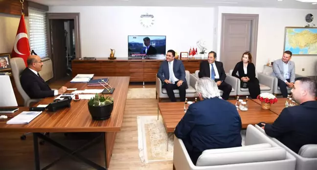 Çiftçiler Birliği Yönetimi, Vali Demirtaş'ı Ziyaret Etti