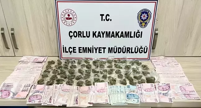 Polis şüphe üzerine durdurdu: 238 gram esrar ele geçirildi