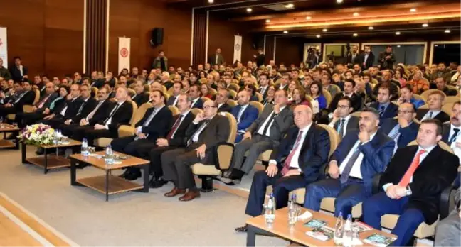 3'üncü Maden Kenti Sivas Zirvesi' Başladı