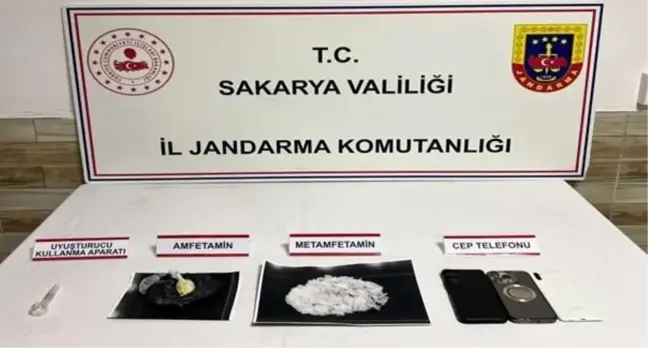 Sakarya'da Uyuşturucu Operasyonu: 2 Tutuklama