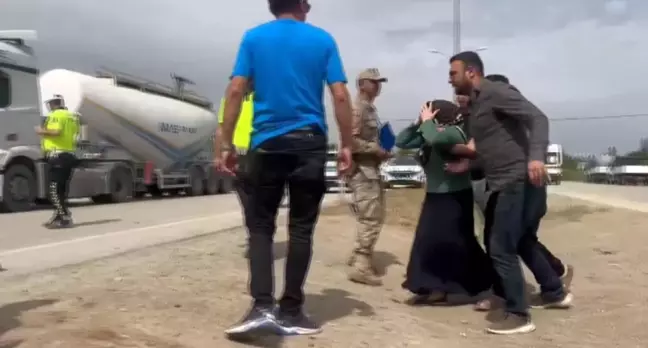 Hatay'da Motosiklet ve Tır Çarpıştı: Yaralı Genç ve Annesinin Acı Feryadı