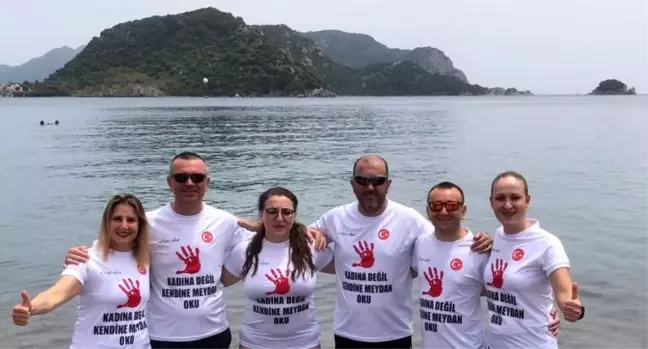 Kadına şiddete karşı Çeşme'den Seferihisar'a yüzecekler
