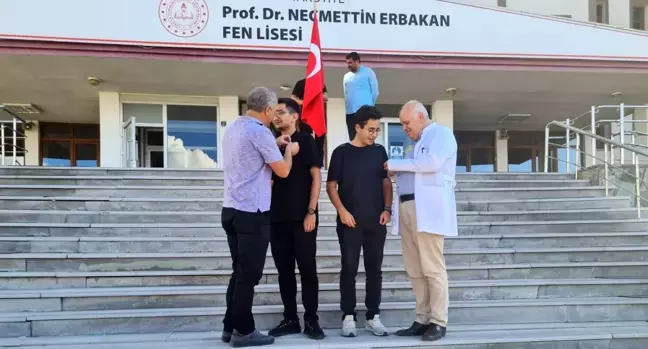 Necmettin Erbakan Fen Lisesi Başarılı Öğrencilerini Ödüllendirdi