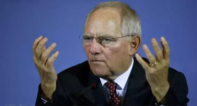 Alman Ekonomi Bakanı Schäuble: