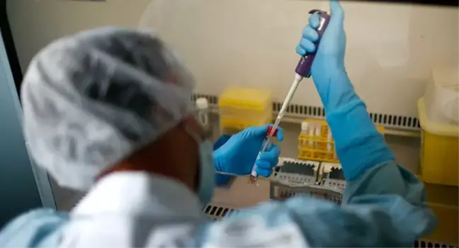 Covid-19'un sperm kalitesini düşürdüğü iddiası doğru mu? Uzmanlar açıkladı