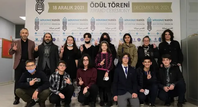 Uluslararası Karikatür Yarışmasından E-Gençlik'e ödül