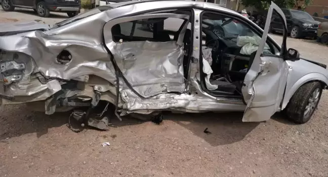 Kocaeli'de zincirleme trafik kazası: 1 ölü, 2 yaralı