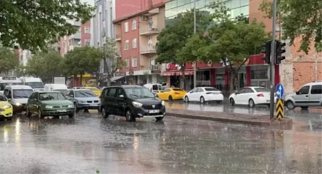 Ankara'da yağmur saat kaça kadar sürecek? Meteoroloji'den sarı kodlu uyarı!