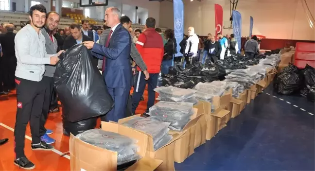 Trabzon'da Faaliyet Gösteren 217 Amatör Kulübe Malzeme Yardımı