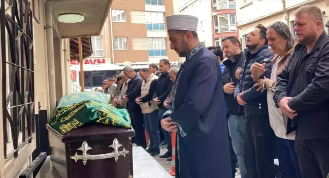 Bilecik'teki Trafik Kazasında Hayatını Kaybeden Anne ve Kızı Son Yolculuğuna Uğurlandı