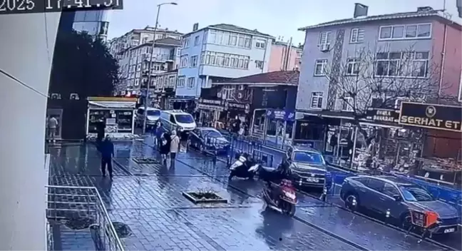 Ataşehir'de Park Halindeki Motosiklet Hırsızlığı: Şahıs Yakalandı