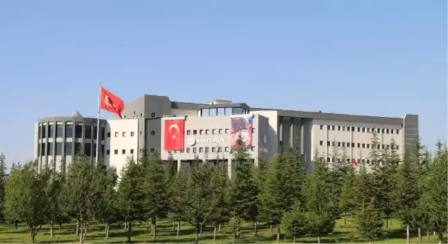 Fetö'den Kapatılan Üniversitenin11 Öğrencisi Mezun Sayıldı