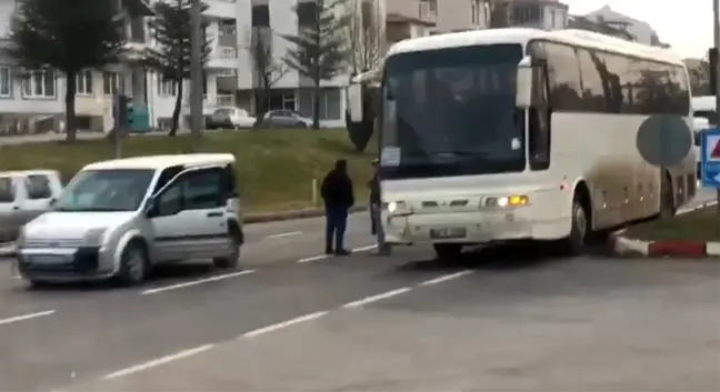 Kütahya'da Trafik Kazasında Bir Kişi Yaralandı