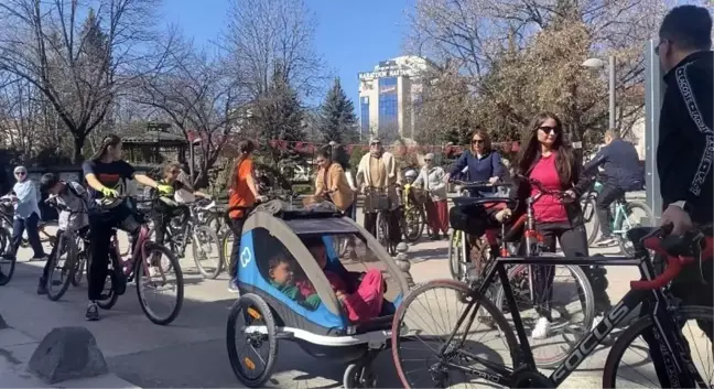 Çankırı'da Kadınlar Günü'nde Farkındalık İçin Pedal Çevirildi