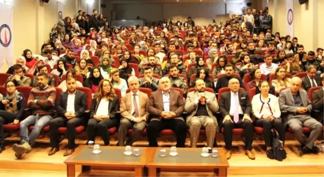 Dumlupınar Üniversitesi'nde 'Altaylardan Tuna'ya Türk Tarihi' Konulu Söyleşi