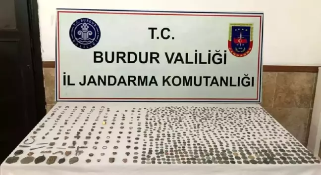 Burdur'da yüzlerce tarihi eser ele geçirildi