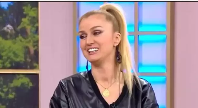 Tuğba Özay kimdir? Tuğba Özay hayatı ve biyografisi! Tuğba Özay kaç yaşında, boyu kaç cm, nereli?