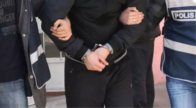 Alışveriş Merkezinde Pankart Açılması ve Darp Olayı