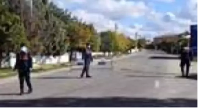 Karantina altındaki köye gizlice girmeye çalışan 2 kişiye 6 bin 300 lira ceza