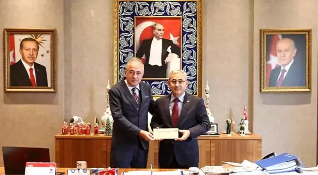 Kırıkkalegücüspor Kulübü Başkanı Güven Gündüz, Kütahya Belediye Başkanı Prof. Dr. Alim Işık'ı ziyaret etti