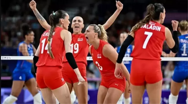 CANLI ANLATIM | Türkiye-Çin voleybol maçı canlı yayın izle! Paris 2024 Filenin Sultanları çeyrek finalde