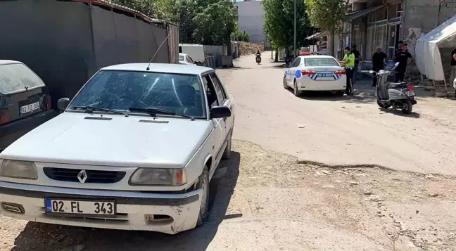 Adıyaman'da Otomobil ile Motosiklet Çarpıştı: 1 Yaralı