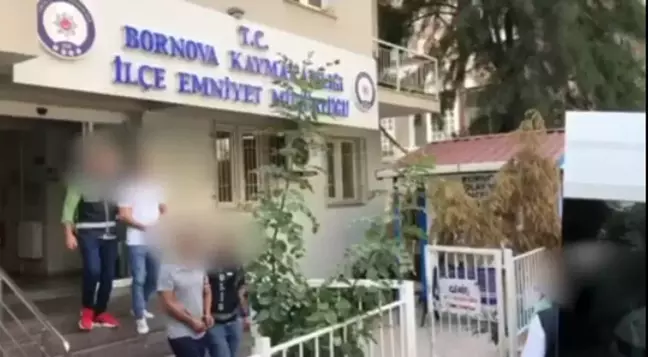 İzmir'de Silah Kaçakçılığı Operasyonu: 4 Şüpheli Gözaltında