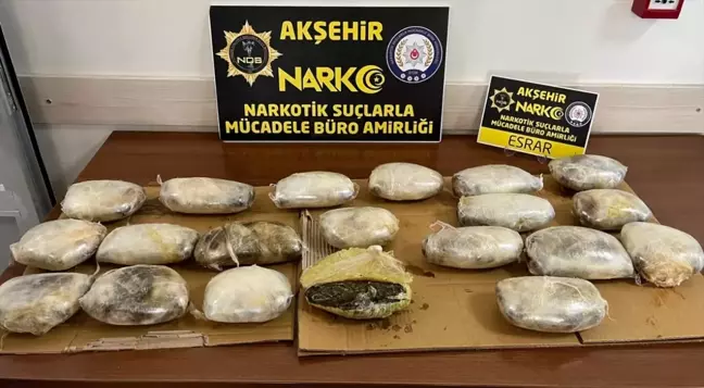 Akşehir'de 11 Kilogram Esrar Ele Geçirildi, Zanlı Tutuklandı