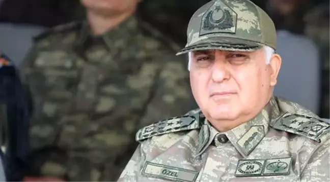 Eski Genelkurmay Başkanı Özel, Şehit Aydın'ın Mezarını Ziyaret Etti