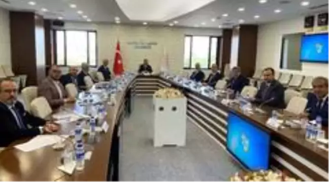 Sigortacılar, Hazine ve Maliye Bakan Yardımcısı Aksu ile görüştü