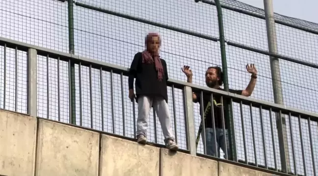 Kağıthane Tem Otoyolu'nda intihar girişimi