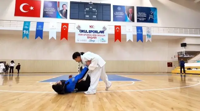 Sinop'ta Öğrencilere Judo ve Güreş Kursu Veriliyor