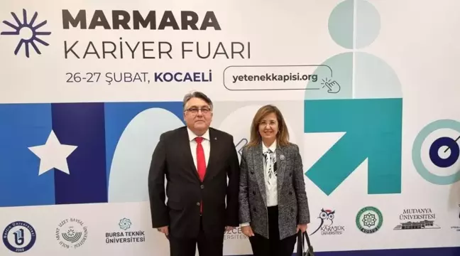 ZBEÜ Rektörü Marmara Kariyer Fuarı'nın açılışına katıldı