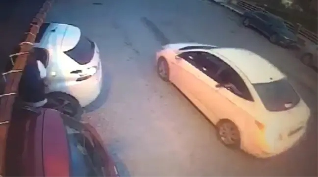 Side Belediyesi Eski Başkanı'na Silahlı Saldırı Kamerada