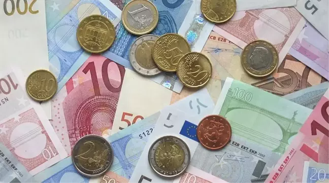 Dolar kaç TL oldu? Euro ne kadar? 5 Şubat Çarşamba döviz fiyatlarında güncel durum!