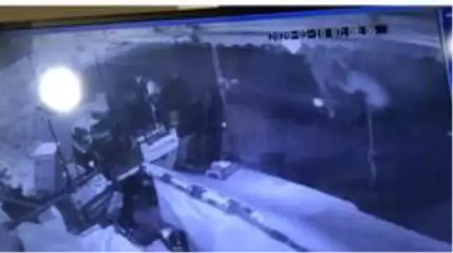 (Özel) Sevgilisi tarafından vurulan kadının yaşadığı dehşet anları kamerada