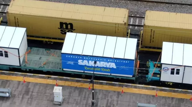 'Sakarya Kardeşlik Kenti' için ilk konteynerler İskenderun'a yola çıktı