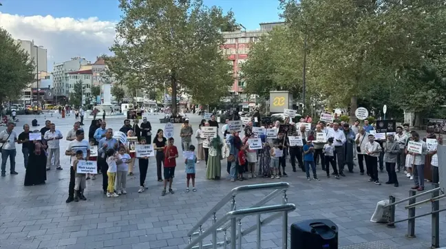 Çorlu'da Sivil Toplum Kuruluşlarından Çocuk İstismarı protestosu