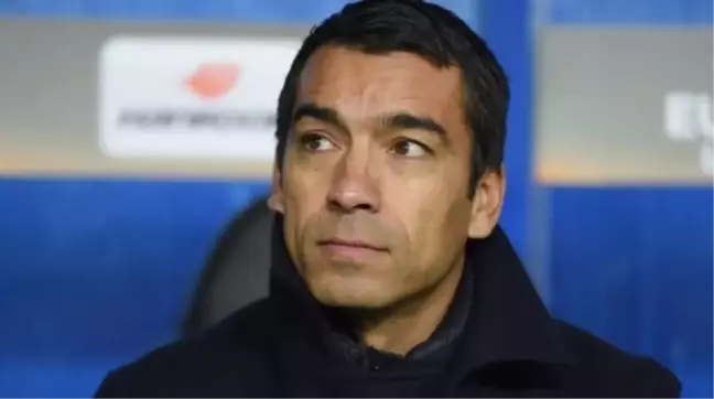 Giovanni van Bronckhorst kovuldu mu, istifa etti mi?